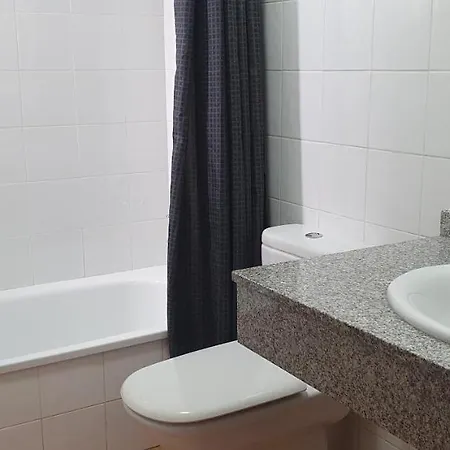 Villa Super Detached Private Near The Beach- Heated Pool-wifi-uk Tv