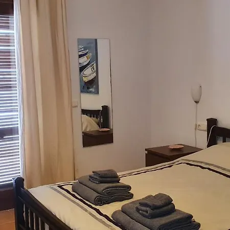 Super Detached Private Near The Beach- Heated Pool-wifi-uk Tv