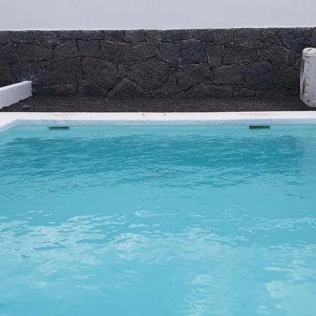 Super Detached Private Near The Beach- Heated Pool-wifi-uk Tv Villa